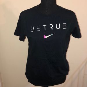 🌈NWOT NIKE BE TRUE Pride T Shirt Size Large